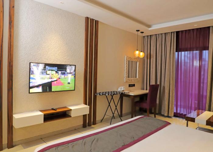 Golden Tulip Goa Candolim