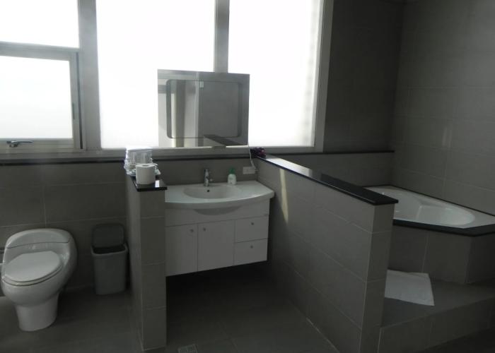Zhuyuan Ju B&B