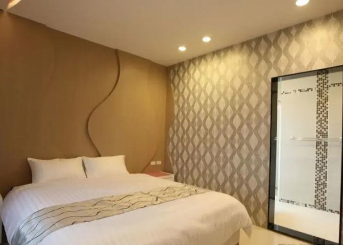 DeepDitch B&B