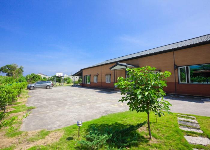 512 Huts Homestay