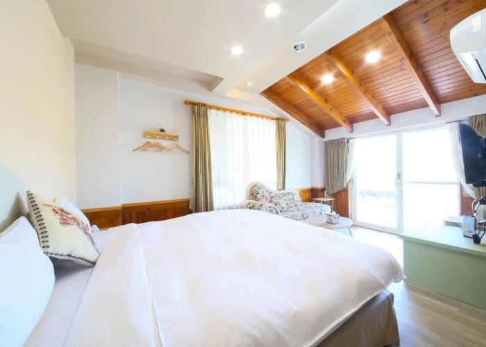 Dong Shan He B&B