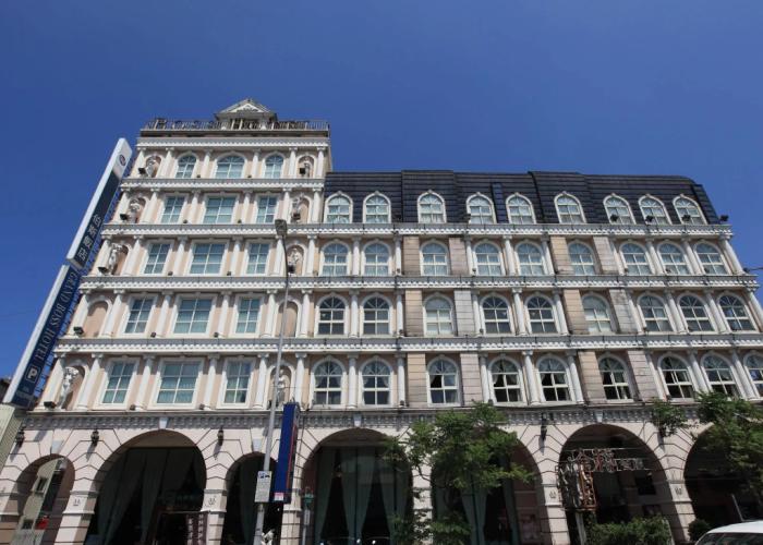 Grand Boss Hotel