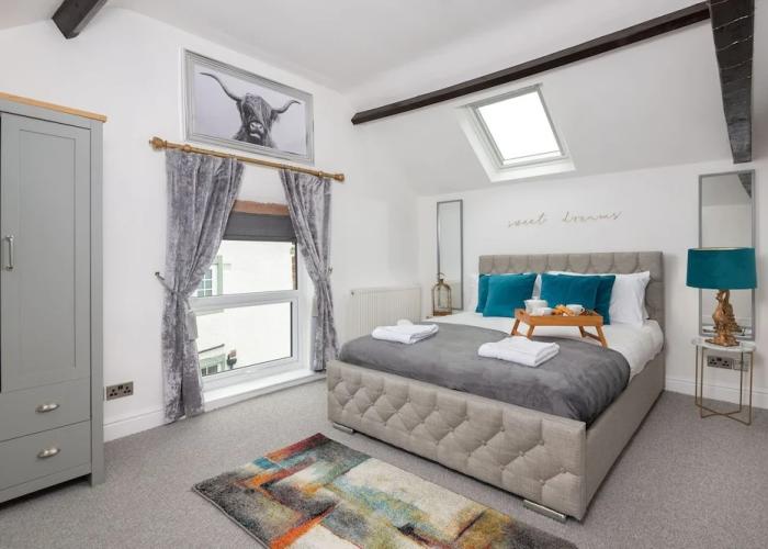 Beautiful 2-bed Cottage in Brampton