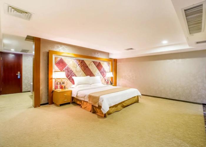 Louis Hotel Zhongshan