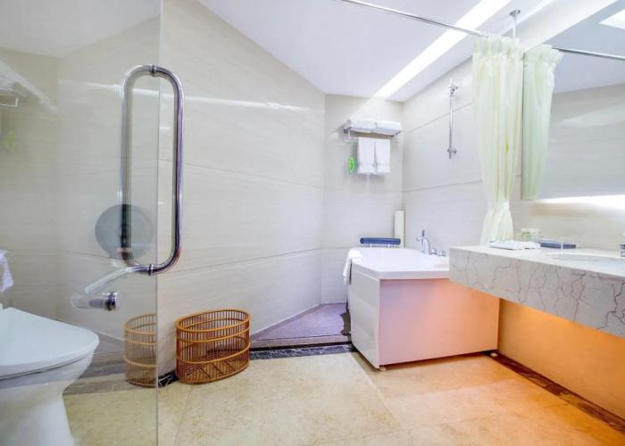 Louis Hotel Zhongshan