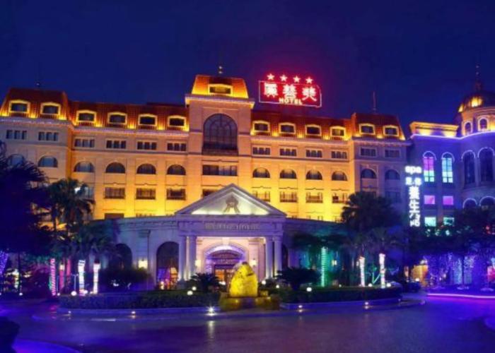 Mascot Hotel