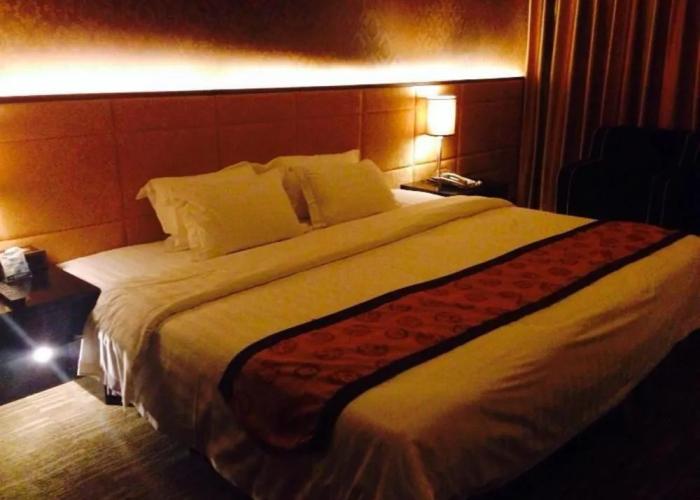 Lavande Hotel (Zhongshan Shiqi Daxin Xinduhui,North of Zhongshan Railway Station)