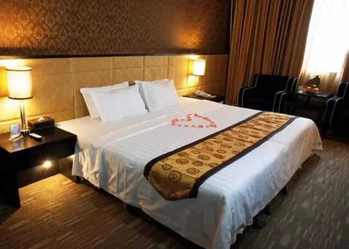 Lavande Hotel (Zhongshan Shiqi Daxin Xinduhui,North of Zhongshan Railway Station)