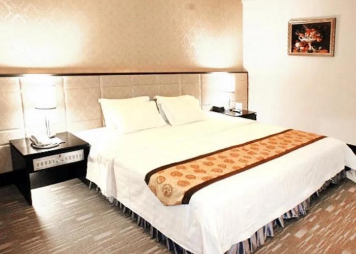 Lavande Hotel (Zhongshan Shiqi Daxin Xinduhui,North of Zhongshan Railway Station)