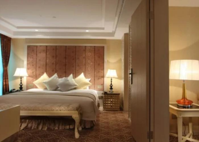 Yihe Grand Hotel