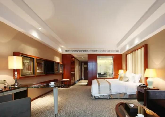 Yihe Grand Hotel