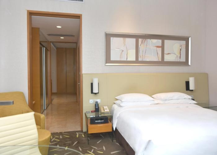Crowne Plaza Zhongshan Wing on City by IHG