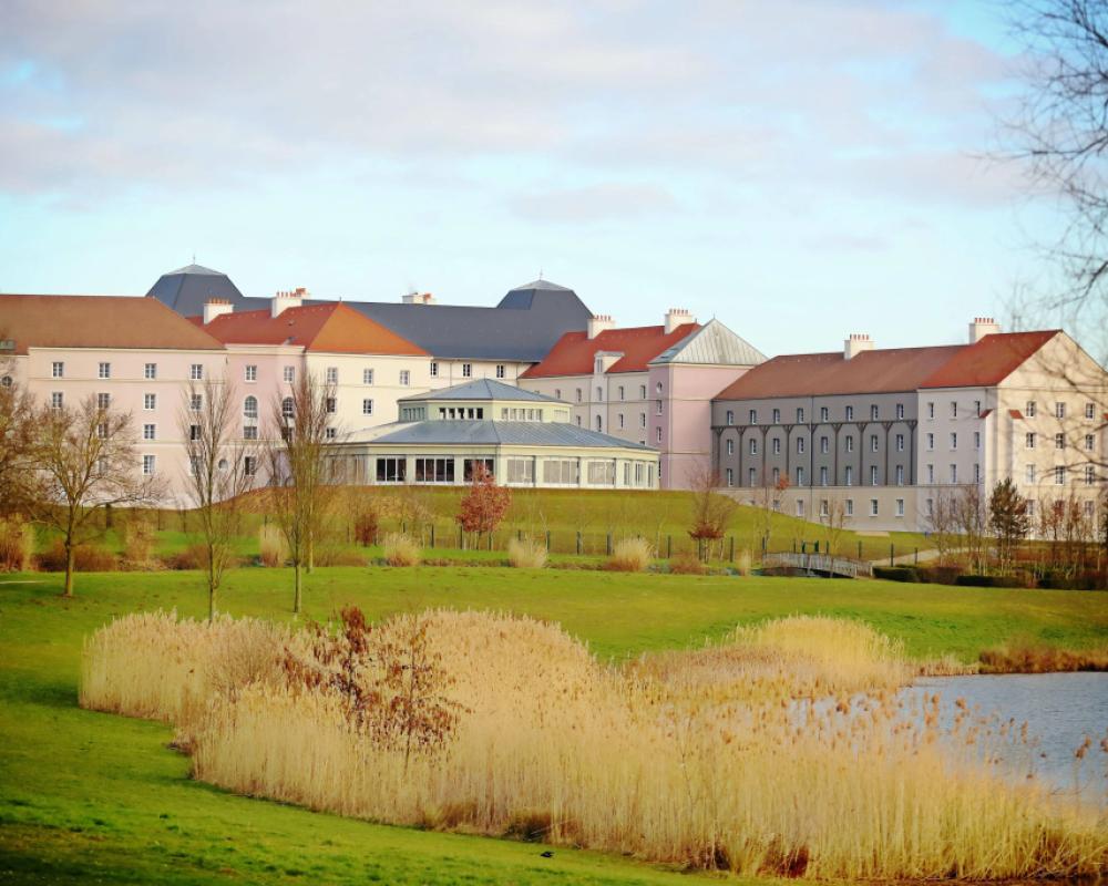 фото B&B Hotel pres de Disneyland Paris