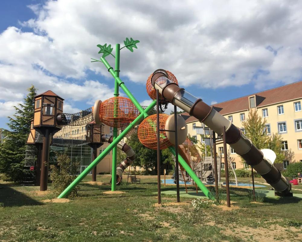 фото Explorers Hotel