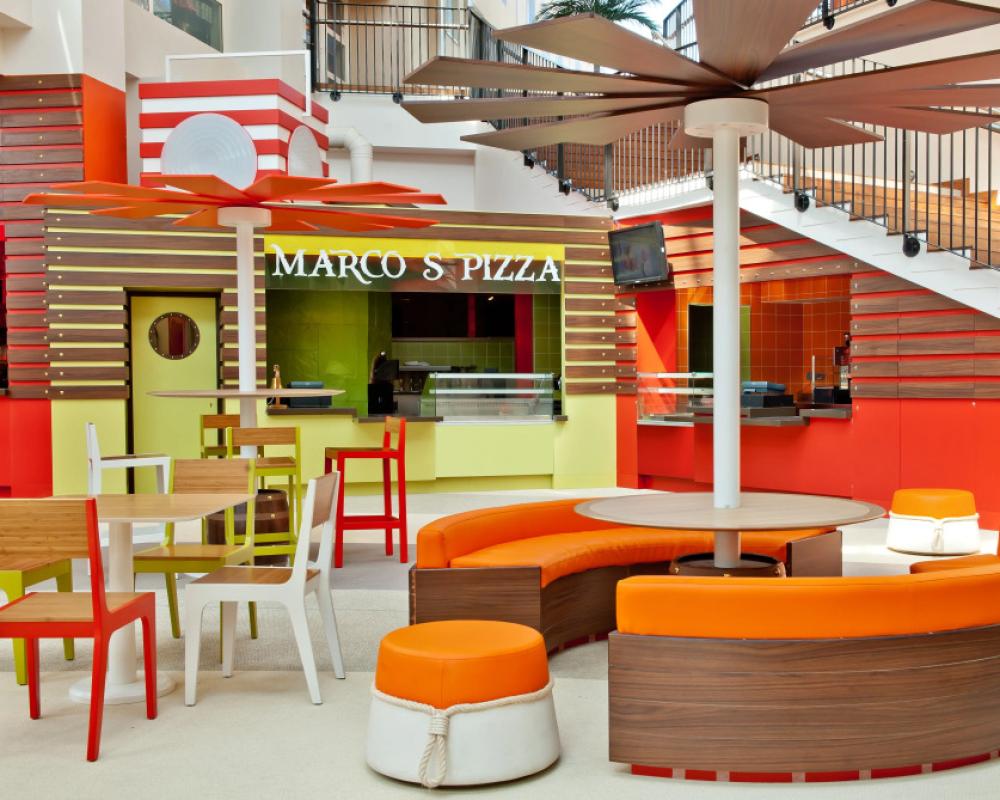 фото Explorers Hotel