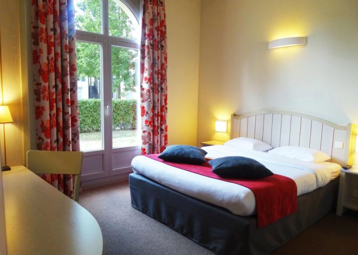 Campanile Val de France