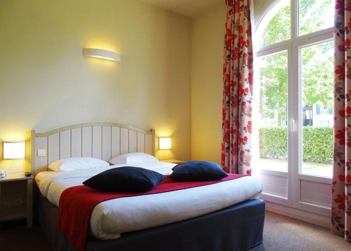 Campanile Val de France