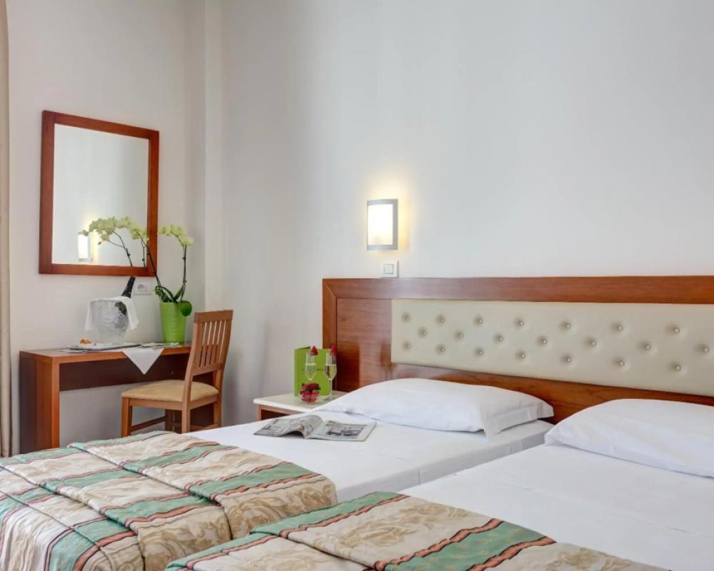 фото Hotel Caravel