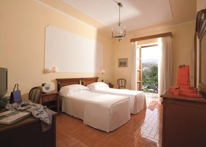 Majestic Palace Hotel