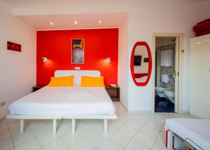 Cristina Hotel