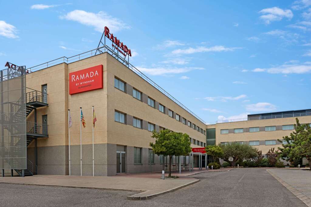 Ramada by Wyndham Valencia Almussafes Hotel