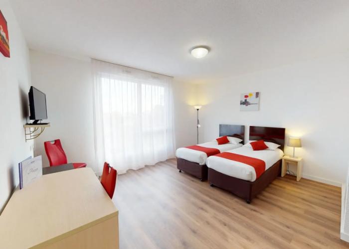 Alezan Hotel