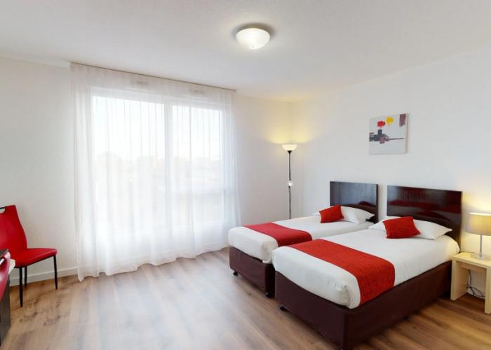 Alezan Hotel