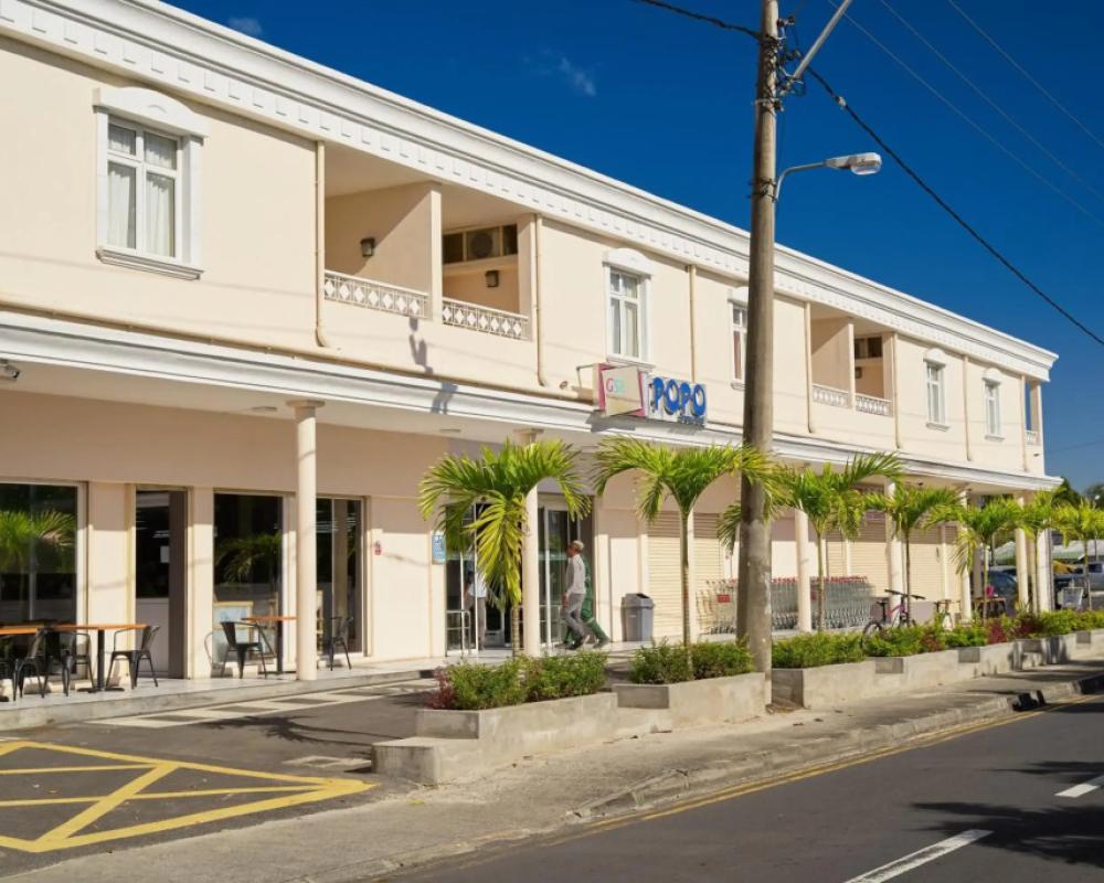 Bon Azur Beachfront Suites & Penthouses with LOV