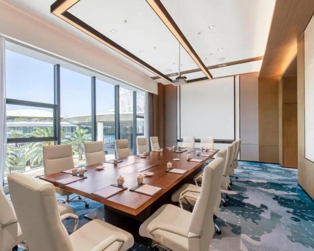 фото Suining Marriott Hotel