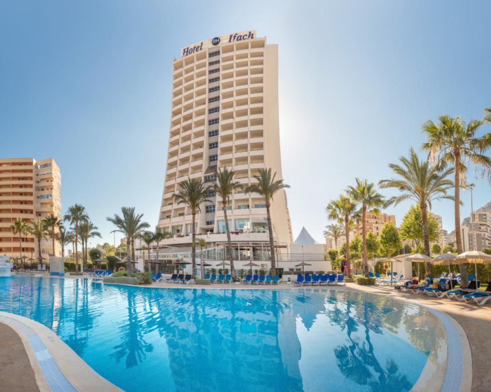 RH Ifach Family Hotel