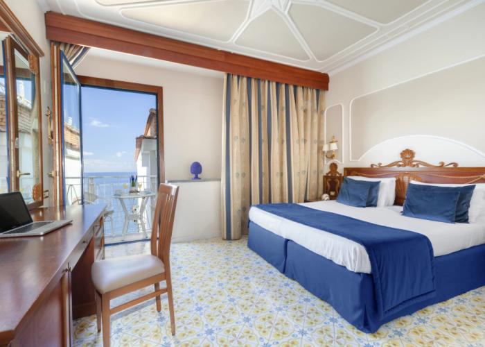 Alimuri Bay Resort