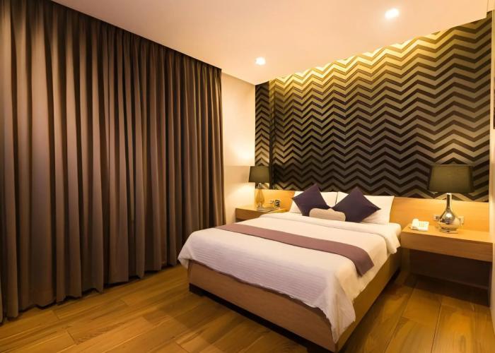 Lenox Hotel
