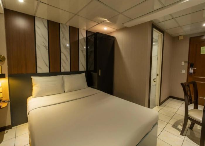 Star Plaza Hotel