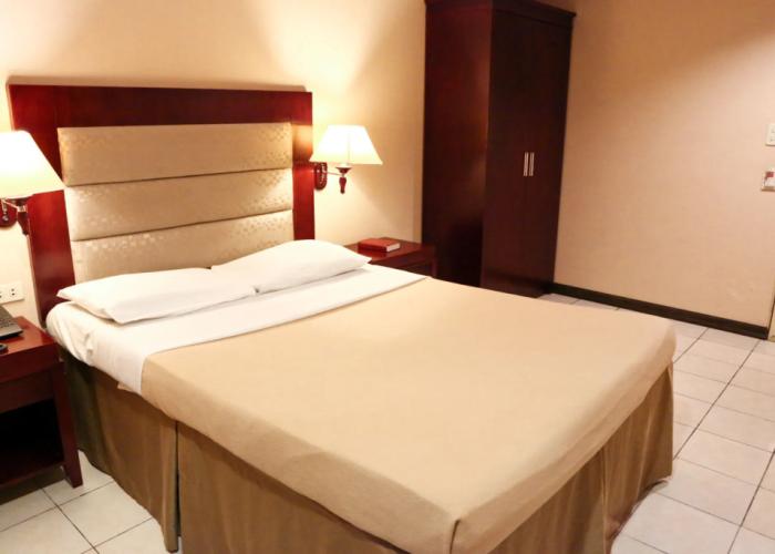 Star Plaza Hotel