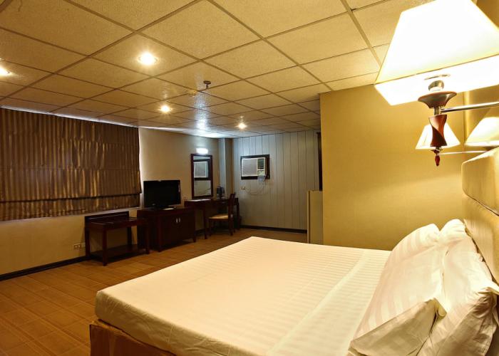 Star Plaza Hotel