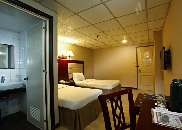Star Plaza Hotel