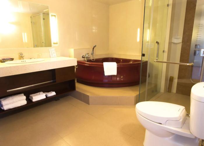 Star Plaza Hotel