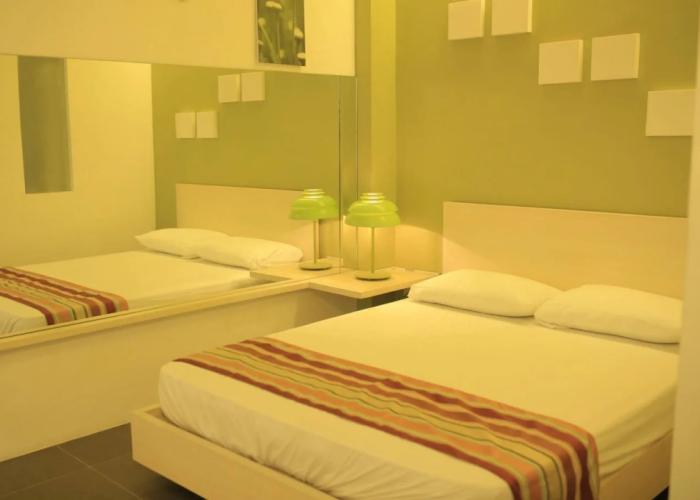 Hotel Monde