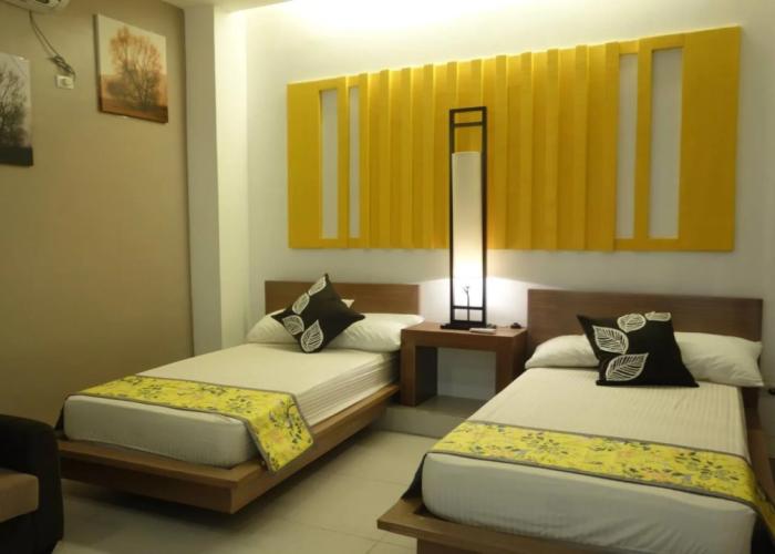 Hotel Monde