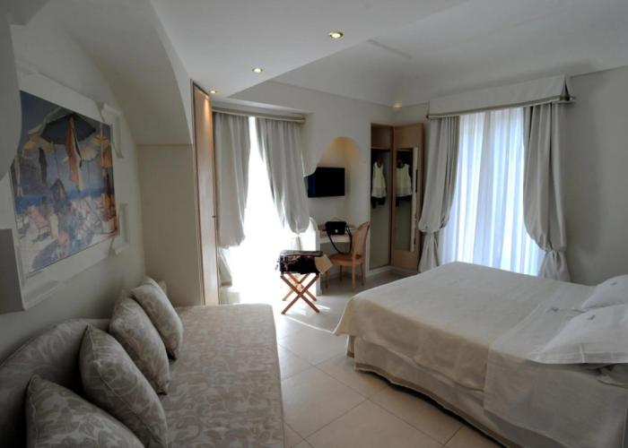 Minori Palace