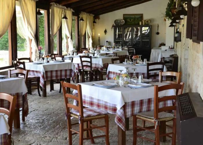 Agriturismo Masseria Alberotanza B&B and Restaurant BeBreakfast