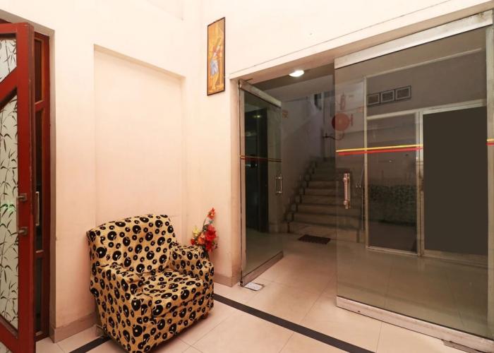 OYO 18838 Hotel Ta-tin