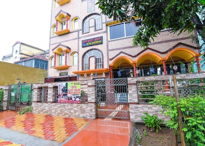 Fabhotel Sriya