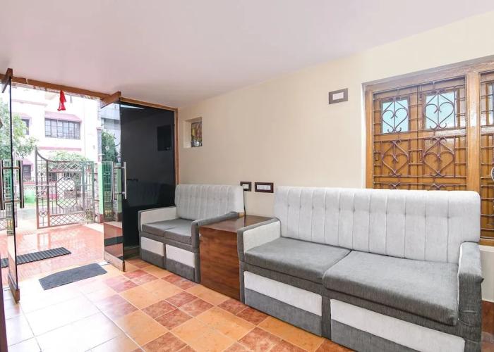 Fabhotel Sriya