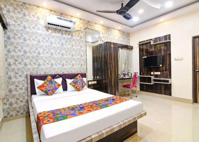Fabhotel Sriya