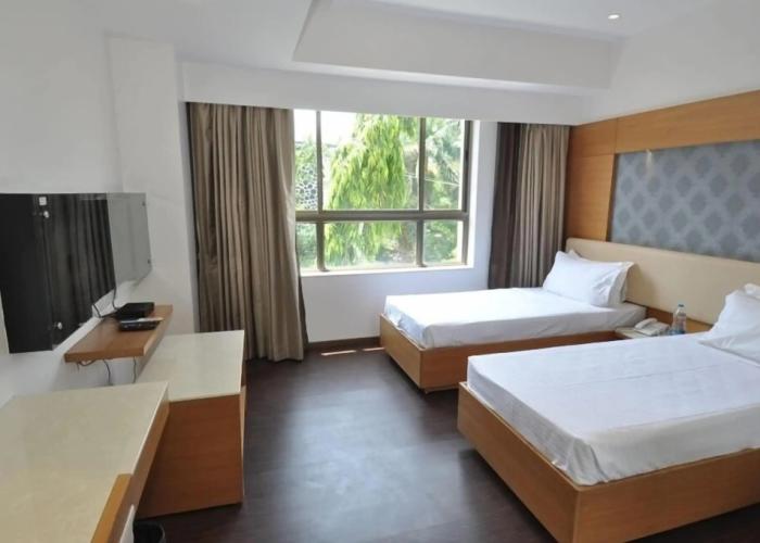 Tarawade Clarks Inn