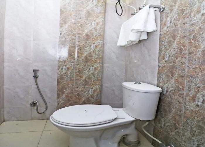 Collection O 76358 Kapil Residency Parage Chowk