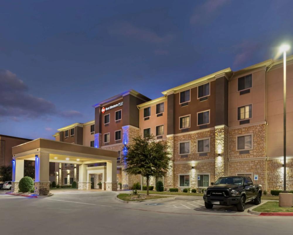 Best Western Plus Buda Austin Inn & Suites