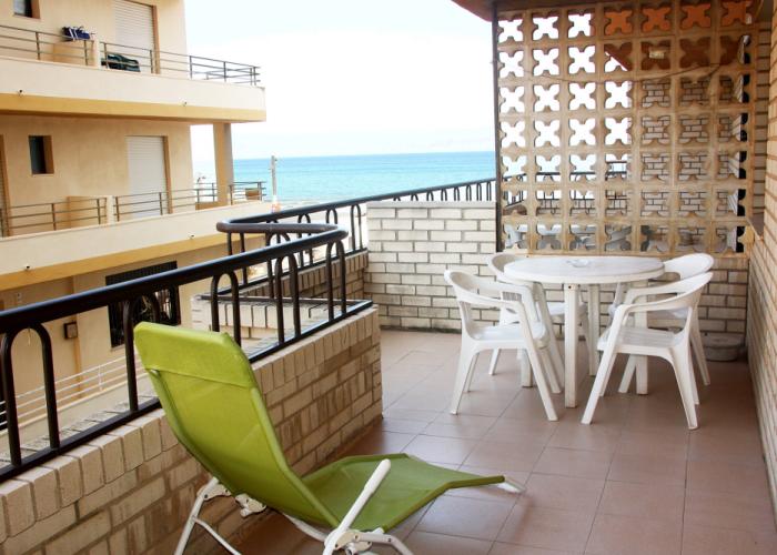 Apartamentos Bernat Pie de Playa 3000