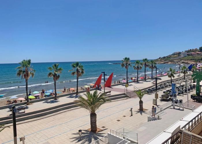 Apartamentos Oropesa Primera Línea 3000